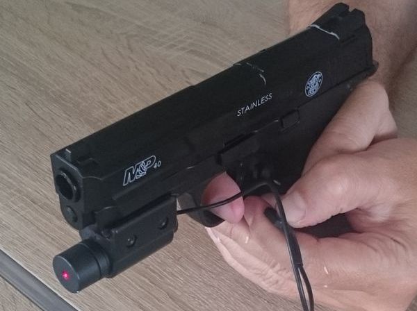 Airsoft S&W M&P40 HPA Cybergun Smith & Wesson